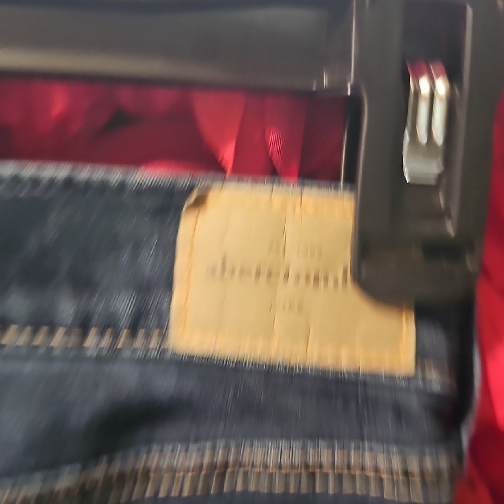 Abercrombie & Fitch Girls Blue Jeans Size 12 Like New - Picture 5 of 8